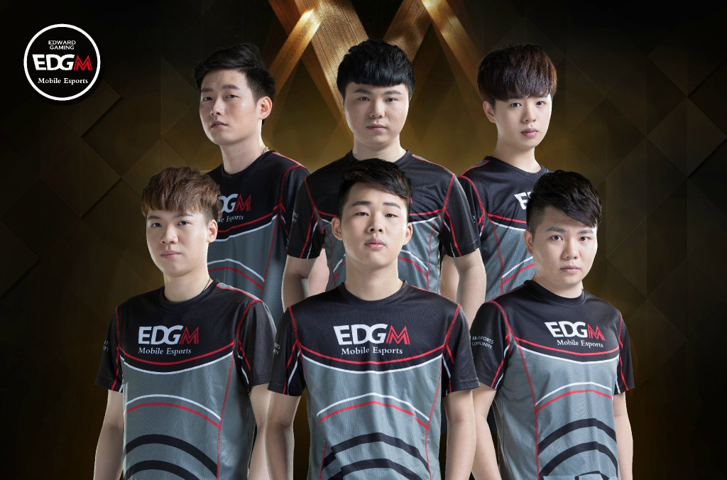 与管理层的 与管理层的