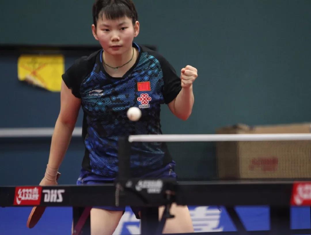 中保持冷静 中保持冷静