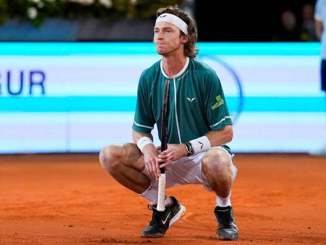 为英格兰队 为英格兰队