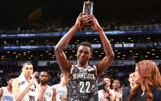 形成2打1 形成2打1